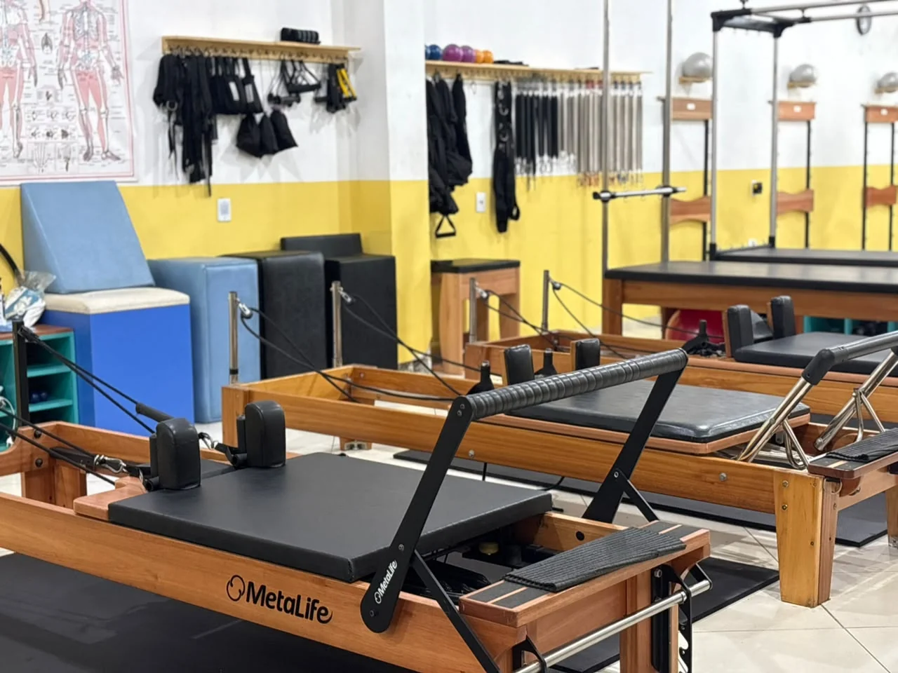 Reformers e acessórios de Pilates no Studio Lótus